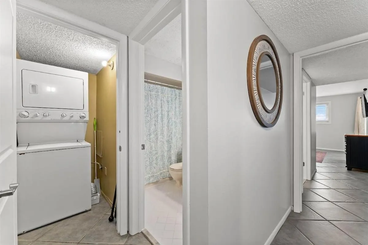 Regency Towers 207 - Sleeps 8 -East-Gulf Overview Panama City Beach 0*,  USA