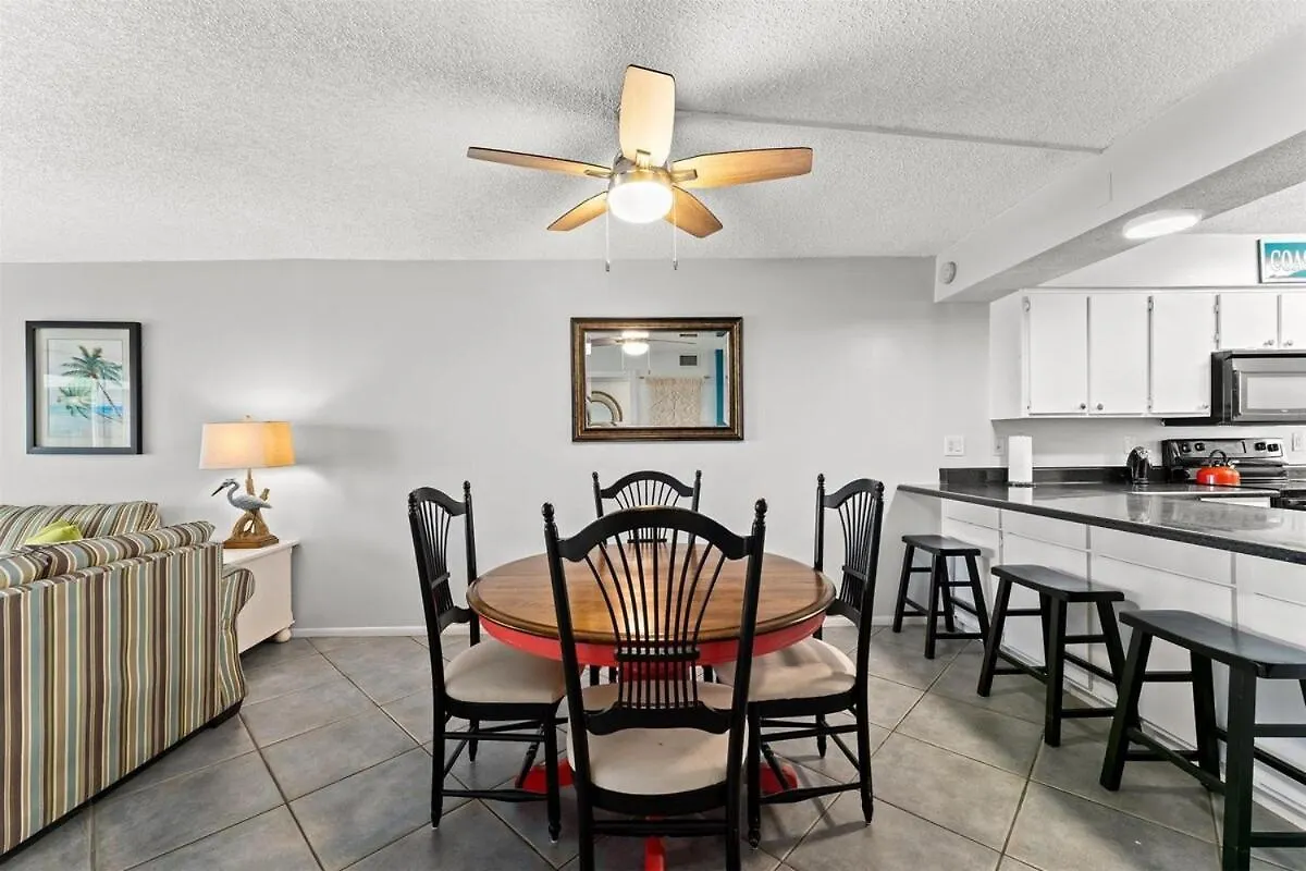 Regency Towers 207 - Sleeps 8 -East-Gulf Overview Panama City Beach